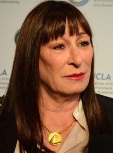 Anjelica Huston 3