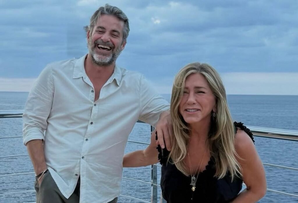 Jennifer Aniston e Jim Curtis ph IG