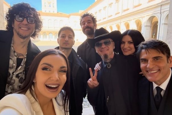 Selfie al Quirinale Elettra Lamborghini ph IG