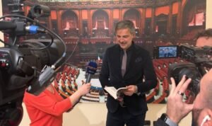 Beppe Convertini - Il Paese delle Tradizioni ph Press