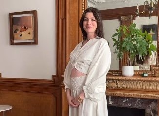 Anne Hathaway ph IG