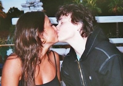 Madame e Giulia Stabile bacio ph IG copia